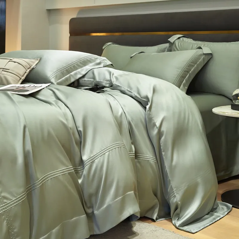 Sereno bedding set made from Lyocell with 600 threads | Sage green