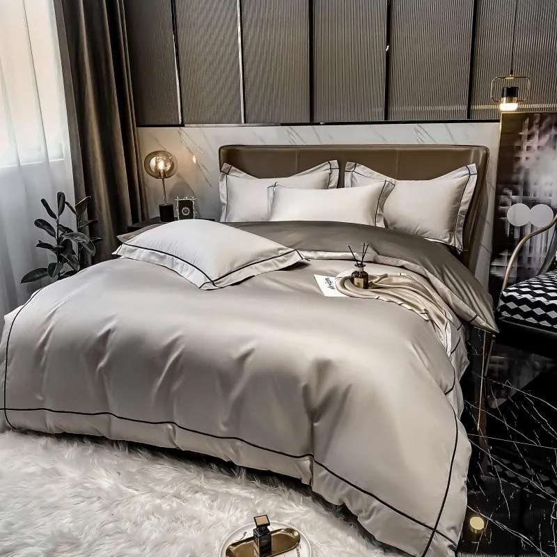 Elmsen Duvet Cover Set in Egyptian Cotton 600 Thread Count | Beige with Black