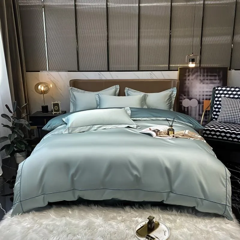 Elmsen duvet cover set made from Egyptian cotton, 600 thread count | Blue with gold