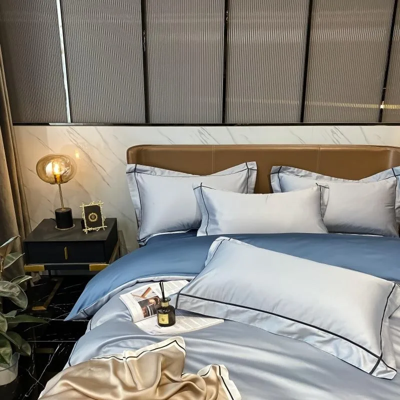 Elmsen Duvet Cover Set in Egyptian Cotton 600 Thread Count | Blue with Black