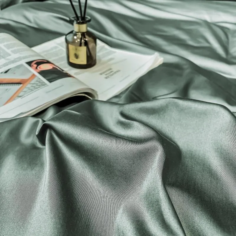 Duvet Cover Set in Egyptian Cotton 600 Thread Count | Olive Green