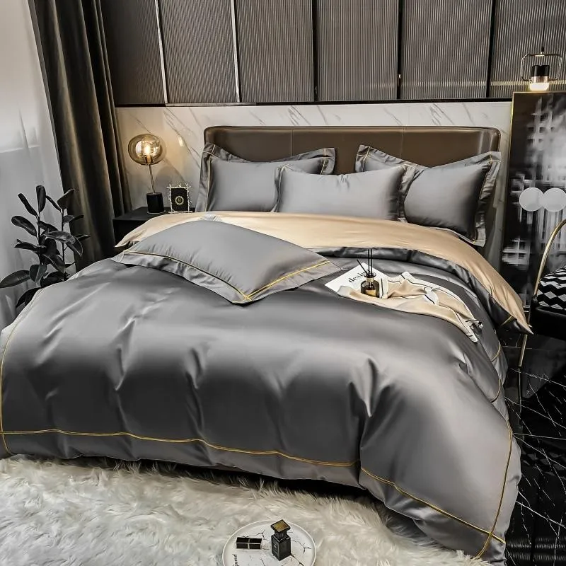 Elmsen duvet cover set made from Egyptian cotton, 600 thread count | Gray with gold