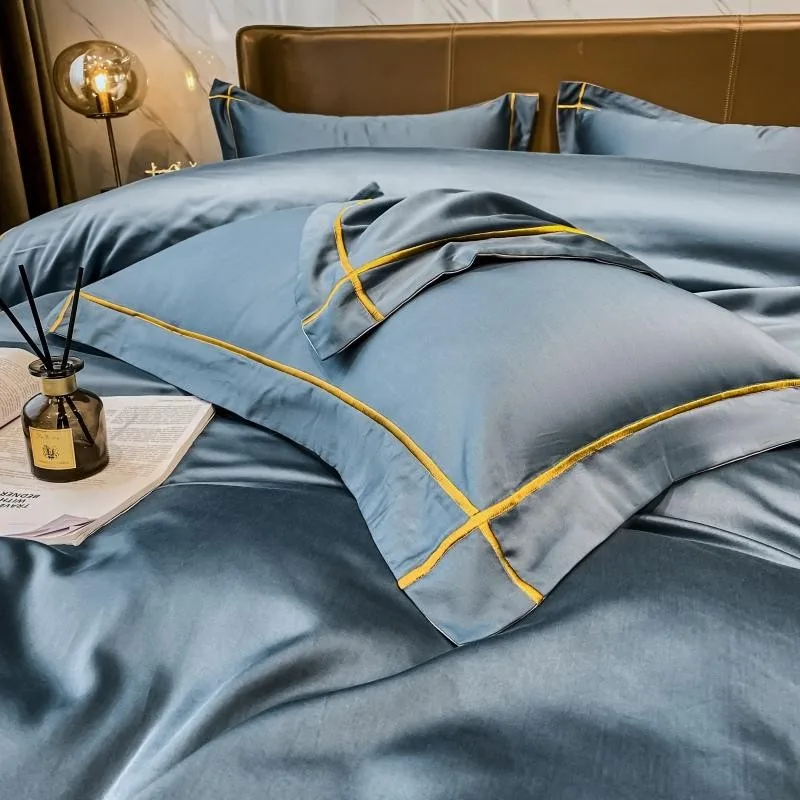 Elmsen duvet cover set made from Egyptian cotton, 600 thread count | Light blue