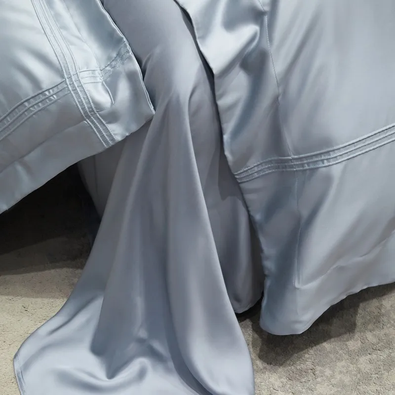 Sereno bedding set made from Lyocell 600 thread count | Light gray