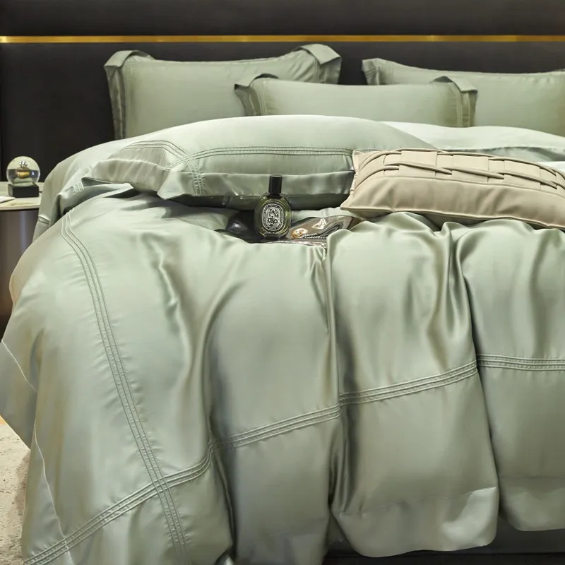 Sereno bedding set made from Lyocell with 600 threads | Sage green